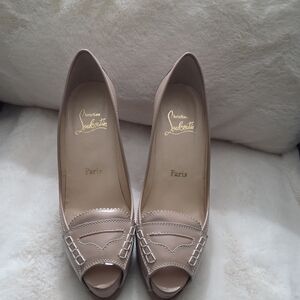 Christian Louboutin Women's Peep Toe Heels - Nude Sz 37